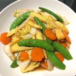 ผัดผักรวมมิตร