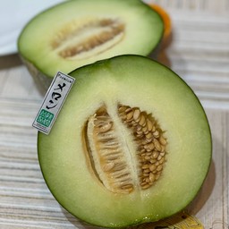 เมล่อนยูบาริ เนื้อสีเขียว 1300 กรัม