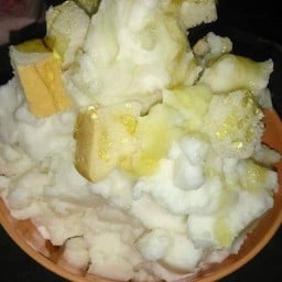 ปังเย็นนมน้ำผึ้ง