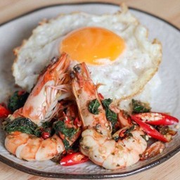 T1  ข้าวกะเพรากุ้งนำโชค