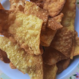 เกี๊ยวทอดกรอบ