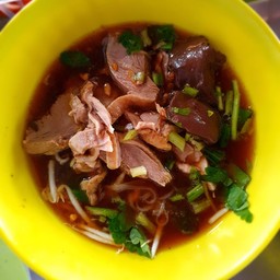ก๋วยเตี๋ยวเป็ดพะโล้