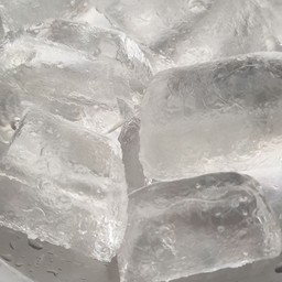 น้ำแข็งยูนิต ก้อนใหญ่ จำนวน 2 กก.