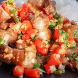 หมูกรอบคั่วพริกเกลือ