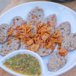 หมูยอพริกไทยดำลวกจิ้ม