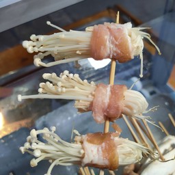 เห็ดเข็มทอง