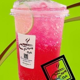 โชดาน้ำแดงมะนาว