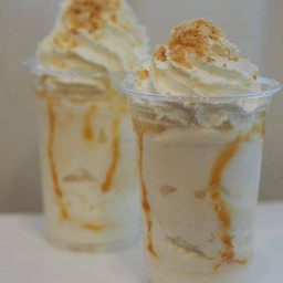 Frapp Cafe นมหมีปั่น สมูทตี้ วาฟเฟิลฮ่องกง เฟรนช์ฟรายส์ ขนมกินเล่น