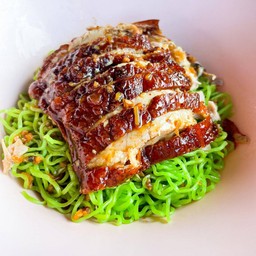 บะหมี่หยกเป็ดย่างแห้ง