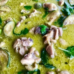 เขียวหวานราดข้าว