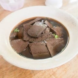 ก๋วยเตี๋ยวไก่มะระ บุฟเฟ่ต์ กินร้อนหม้อดิน