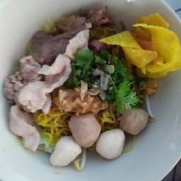 ก๋วยเตี๋ยวรสเด็ดป่ายางงาม ดอยสะเก็ด