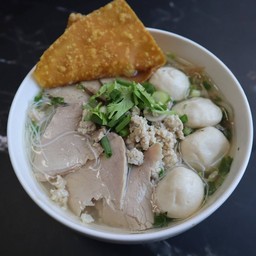 ก๋วยเตี๋ยวหมู