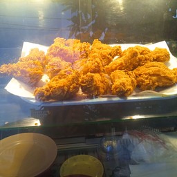 บ้านไก่ทอดกรอบ