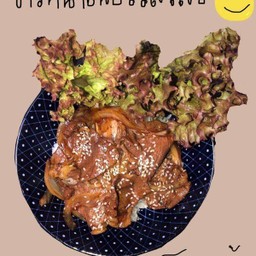 ข้าวหน้าเนื้อวัวสไลซ์ผัดซอสโคตรเนื้อ
