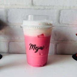 สตรอว์เบอร์รี่นมสด อิ่มเอมใจ