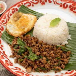 Easy Kapraow, Baan Suan