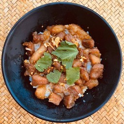 ข้าวต้มแห้ง หมูบะเต็ง