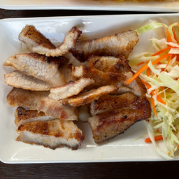 คอหมูย่าง (Grilled Pork Brisket)