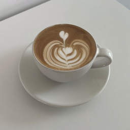 Cappucino - คาปูชิโน่ร้อน (Hot)