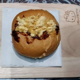 กะเพราสองพี่น้อง