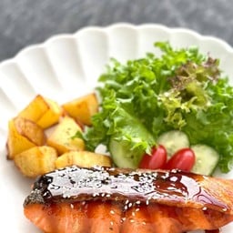 สเต็กแซลมอน ย่างซอสเทอริยากิ