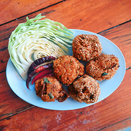 ลาบหมูทอด