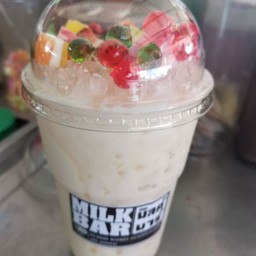 เยลลี่โยเกิร์ตเย็น