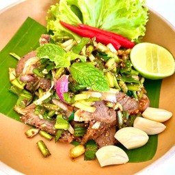 น้ำตกเนื้อย่าง