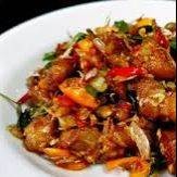 หมูผัดพริกเกลือราดข้าว