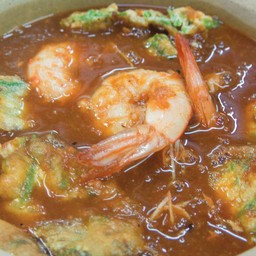 แกงส้มชะอมไข่ใส่กุ้ง