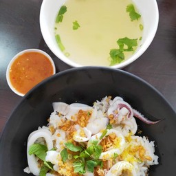 ข้าวต้ม ปลาหมึก