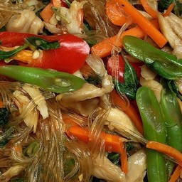 ข้าวผัดขี้เมาวุ้นเส้น (มังสวิรัต)