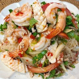 ยำรวมมิตร (คือแซ่บ)