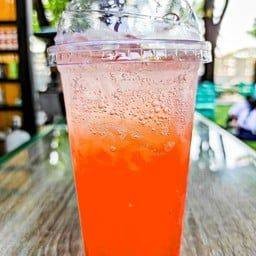 อิตาเลี่ยนพั้นโซดา