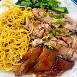 บะหมี่ขาหมูสูตรเจ้าพระยา