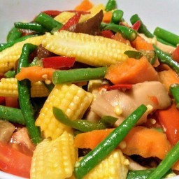 ข้าวผัดผักรวม  (มังสวิรัต)