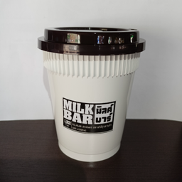 ชาเนสทีนมสดร้อน