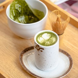 Hot Matcha มัทฉะ ร้อน