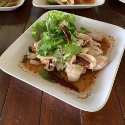 ลาบปลาหมึก