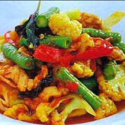 ข้าวพริกแกงผักรวม (มังสวิรัต)