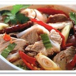 ต้มแซ่บกระดูกอ่อนหมู