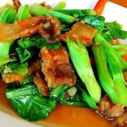 คน้าหมูกรอบเป็นกับ