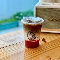ลาเต้สตรอว์เบอร์รีเย็น