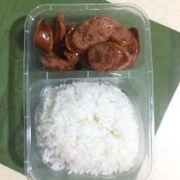 ข้าวเหนียวกุนเชียงทอด