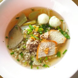 ก๋วยเตี๋ยวหมูน้ำใส