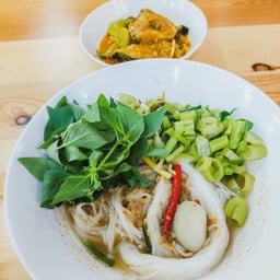 ร้านข้าวแกงแสงระวี