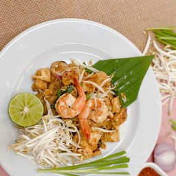 ผัดไทยกุ้งสด