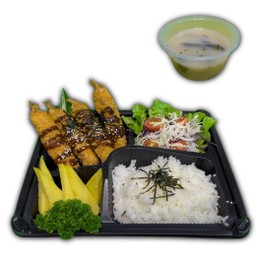 [อร่อยซ่ากับโค้ก] ชุดข้าวกุ้งทอดทงคัตสึ +  โค้ก ออริจินัล (ขวด)