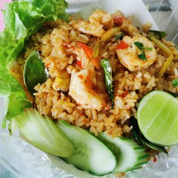 ข้าวผัดต้มยำ